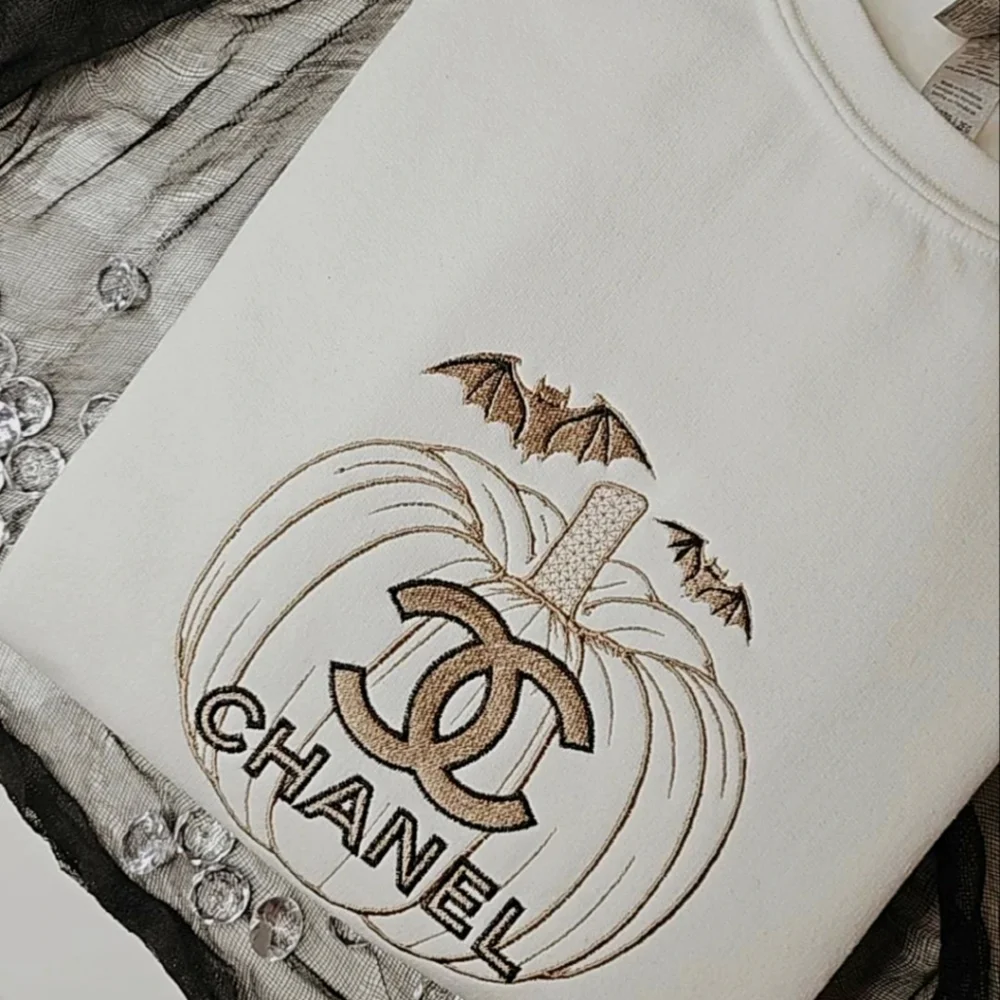 Holloween Sweatshirts Lavish Design - Picture 2 of 2